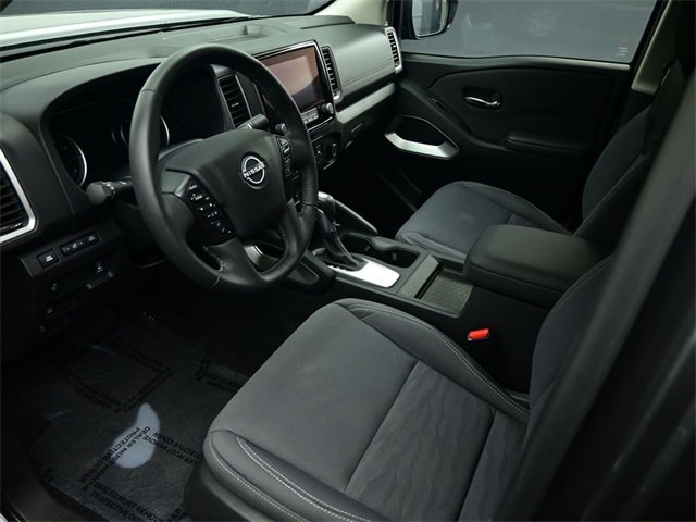 Used 2024 Nissan Frontier SV w/ SV Convenience Package image 14