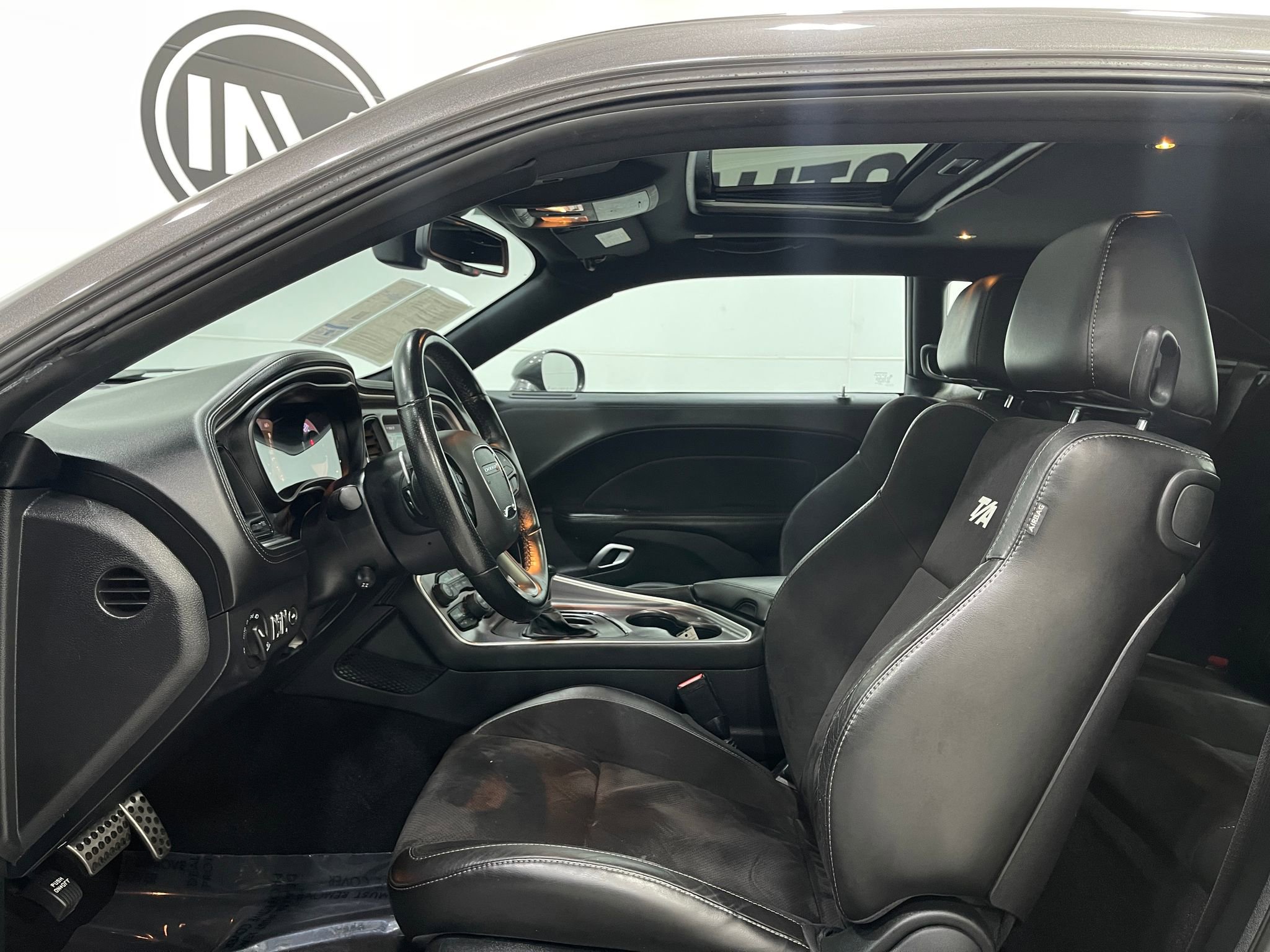 Used 2020 Dodge Challenger R/T w/ T/A Package image 13