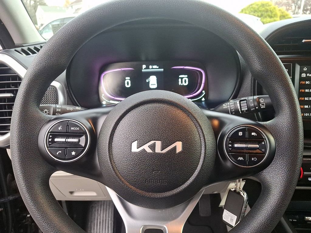 Certified 2023 Kia Soul LX w/ Option Group 015 image 19