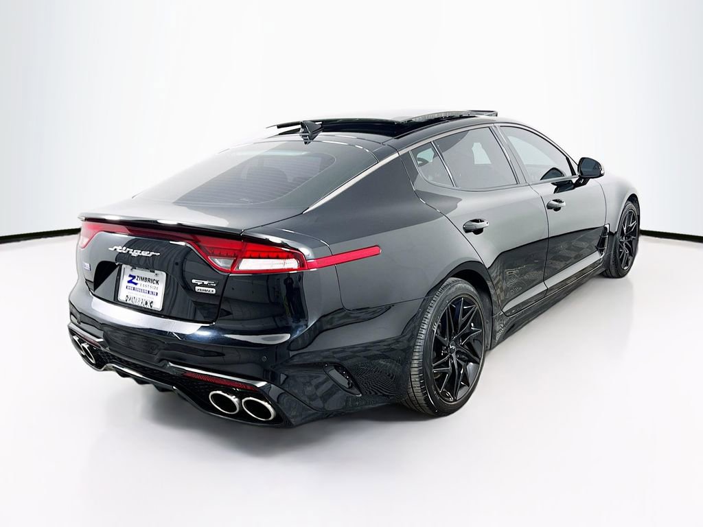 Used 2022 Kia Stinger GT-Line w/ Sun & Sound Package image 7