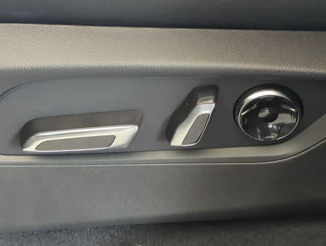 Certified 2026 Acura MDX SH-AWD w/ Technology Package image 18