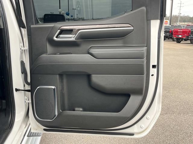 Used 2022 Chevrolet Silverado 1500 LTZ w/ LTZ Premium Package image 23