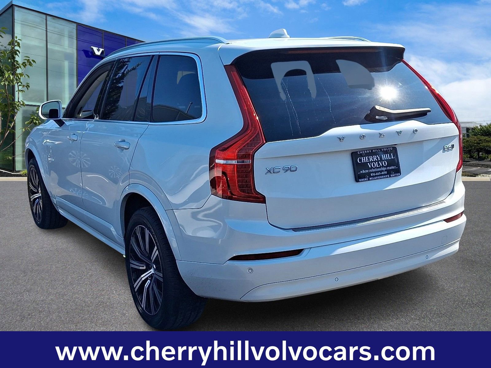 Certified 2023 Volvo XC90 B6 Core w/ Climate Package image 5