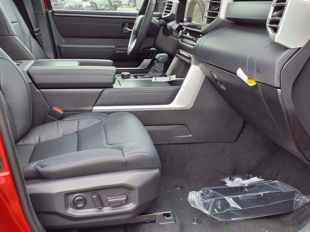 New 2025 Toyota Tundra Platinum image 5