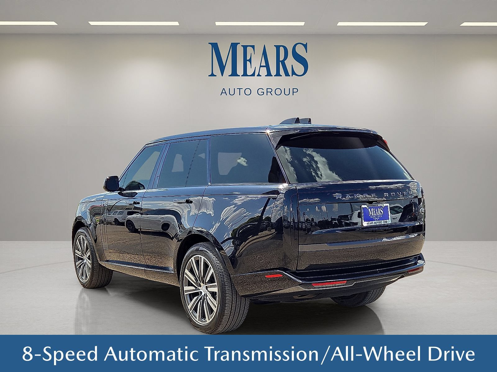 Used 2023 Land Rover Range Rover SE AWD/4WD image 4