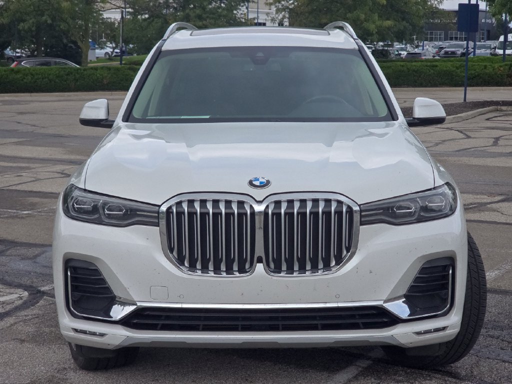 Used 2021 BMW X7 xDrive40i w/ Luxury Seating Package AWD/4WD image 12