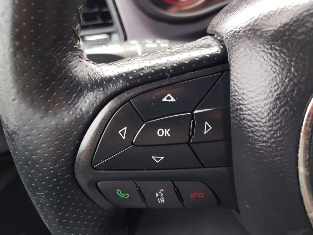 Used 2016 Dodge Challenger SXT w/ Blacktop Package image 7