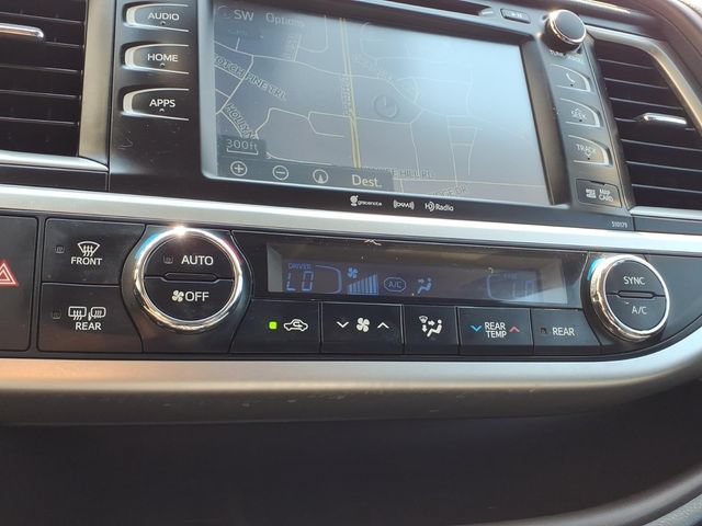 Used 2017 Toyota Highlander XLE w/ Protection Package #3 AWD/4WD image 20