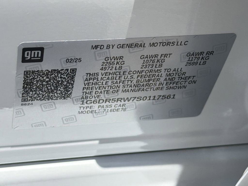 Used 2025 Cadillac CT5 V RWD image 29
