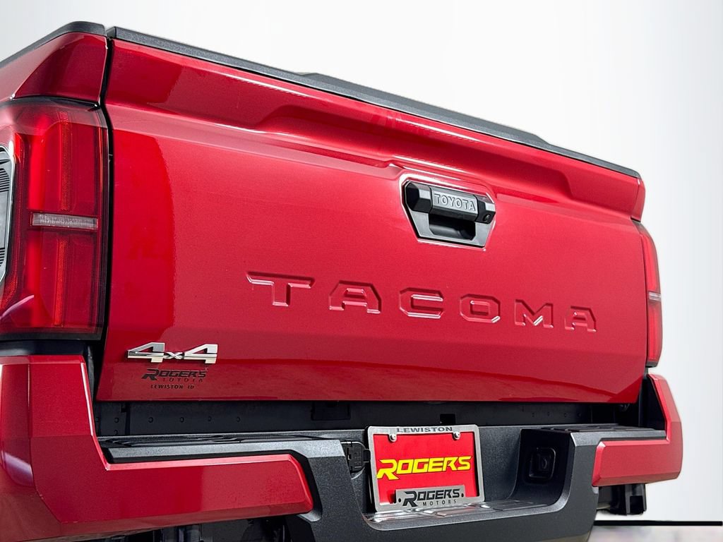 Certified 2026 Toyota Tacoma SR5 AWD/4WD image 26