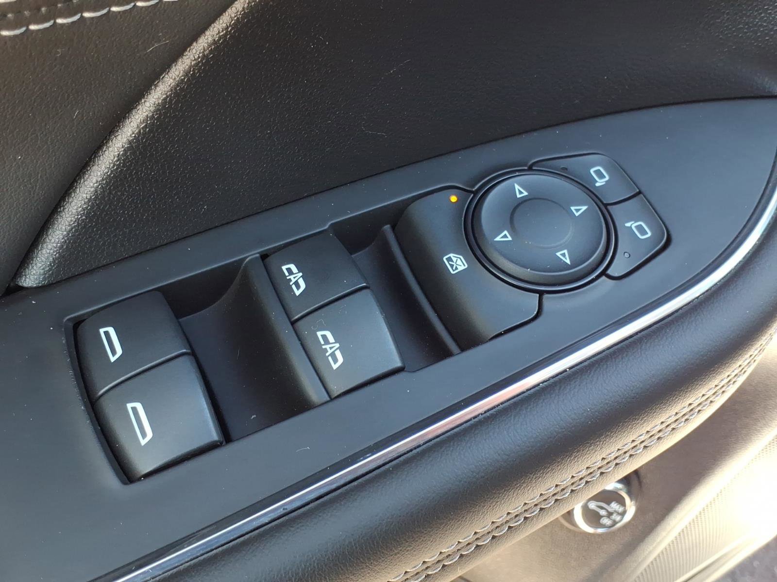 Used 2023 Buick Envision Preferred FWD image 12