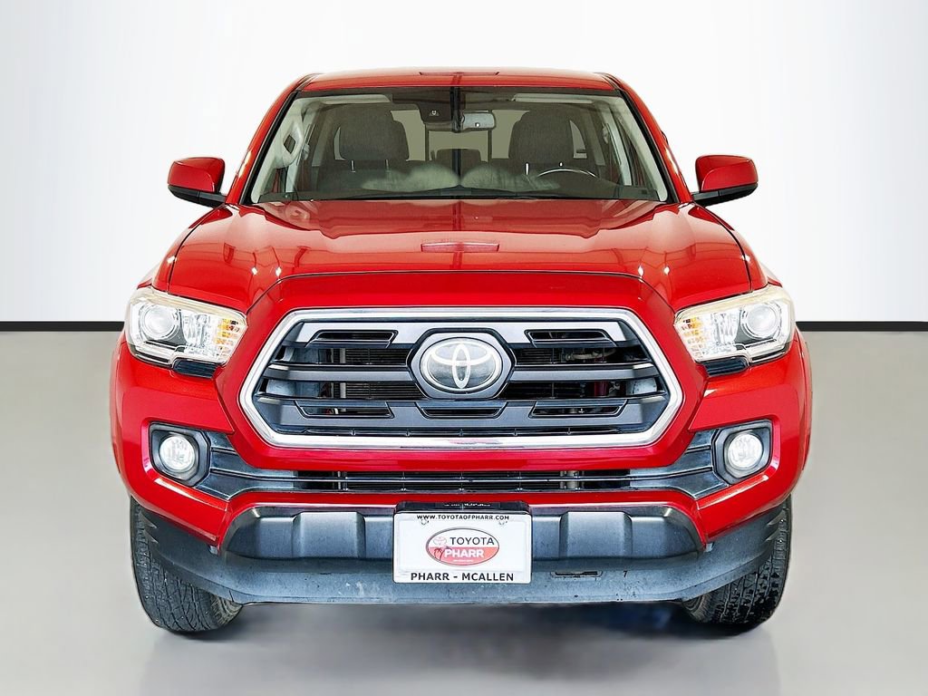 Used 2018 Toyota Tacoma SR5 RWD image 2