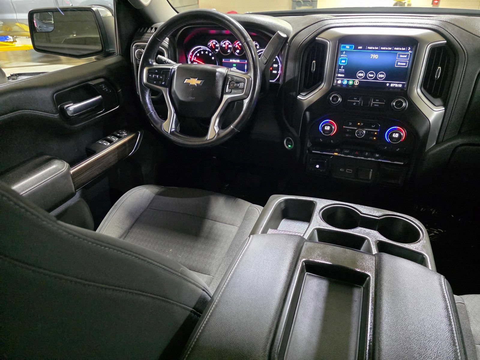 Used 2020 Chevrolet Silverado 1500 LT w/ All-Star Edition AWD/4WD image 21