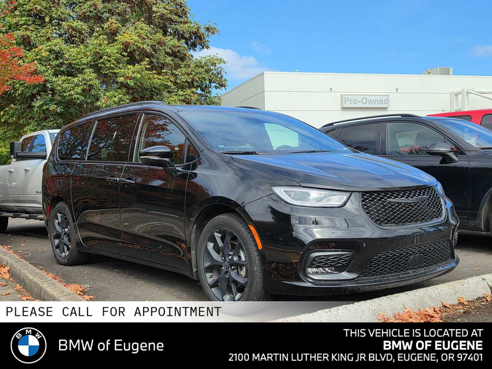 Used 2025 Chrysler Pacifica Limited