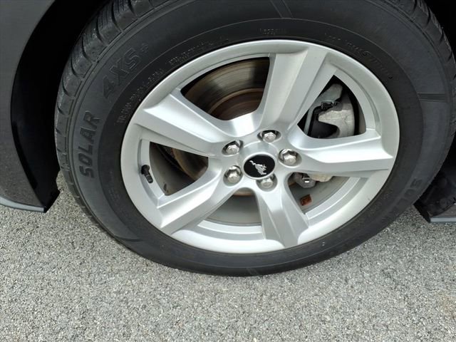 Used 2016 Ford Mustang Coupe image 15