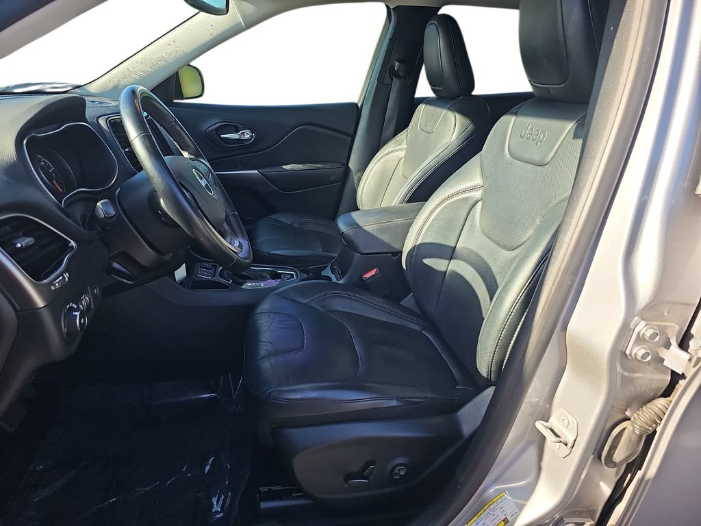 Used 2020 Jeep Cherokee Limited FWD image 15