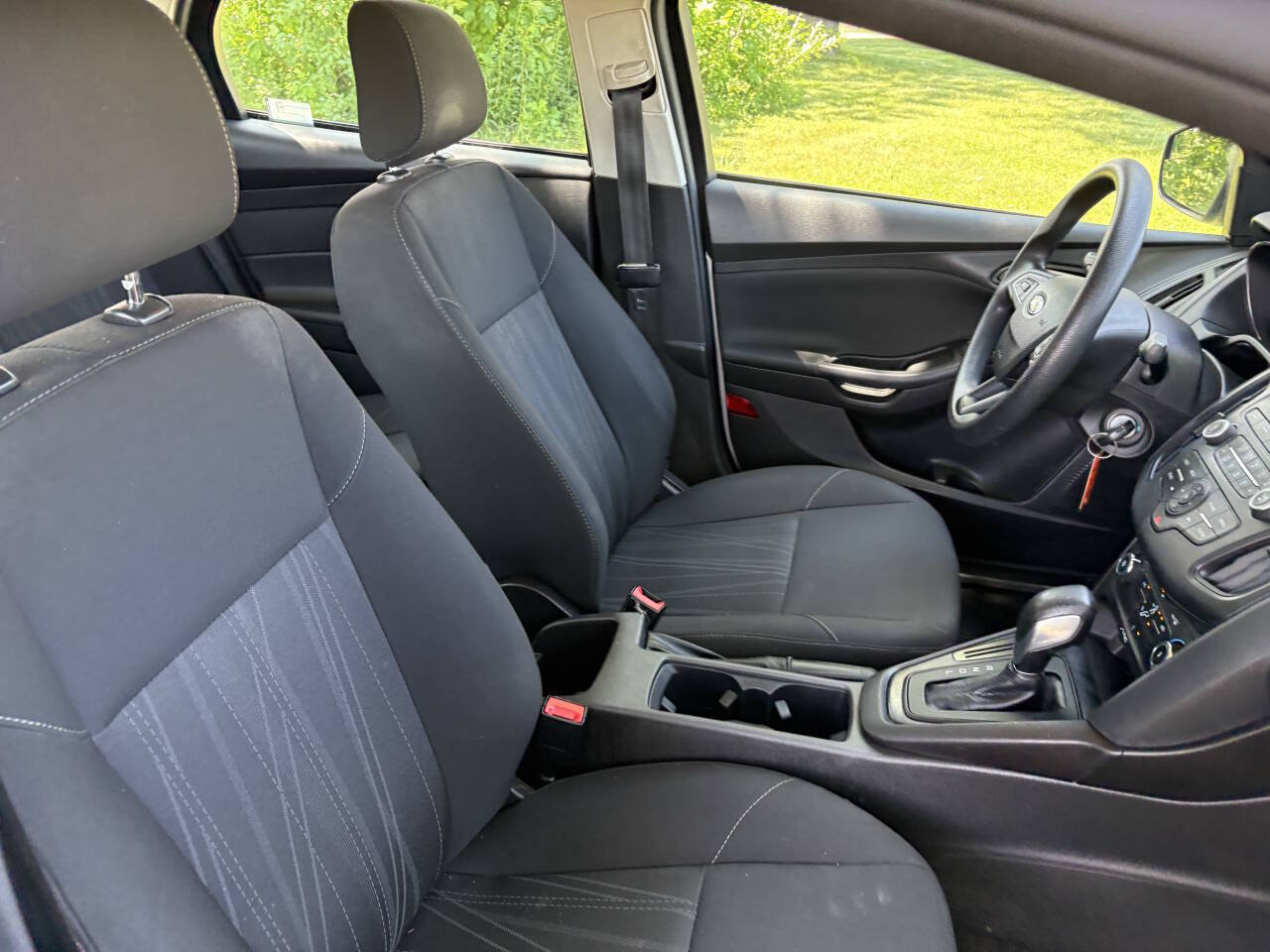 Used 2018 Ford Focus S FWD image 33