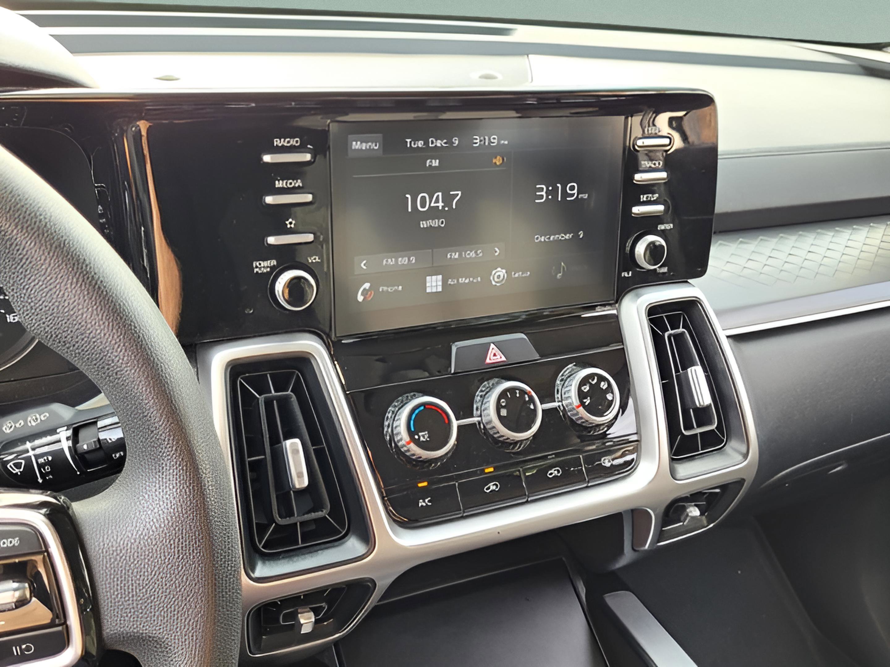 Used 2021 Kia Sorento LX image 22