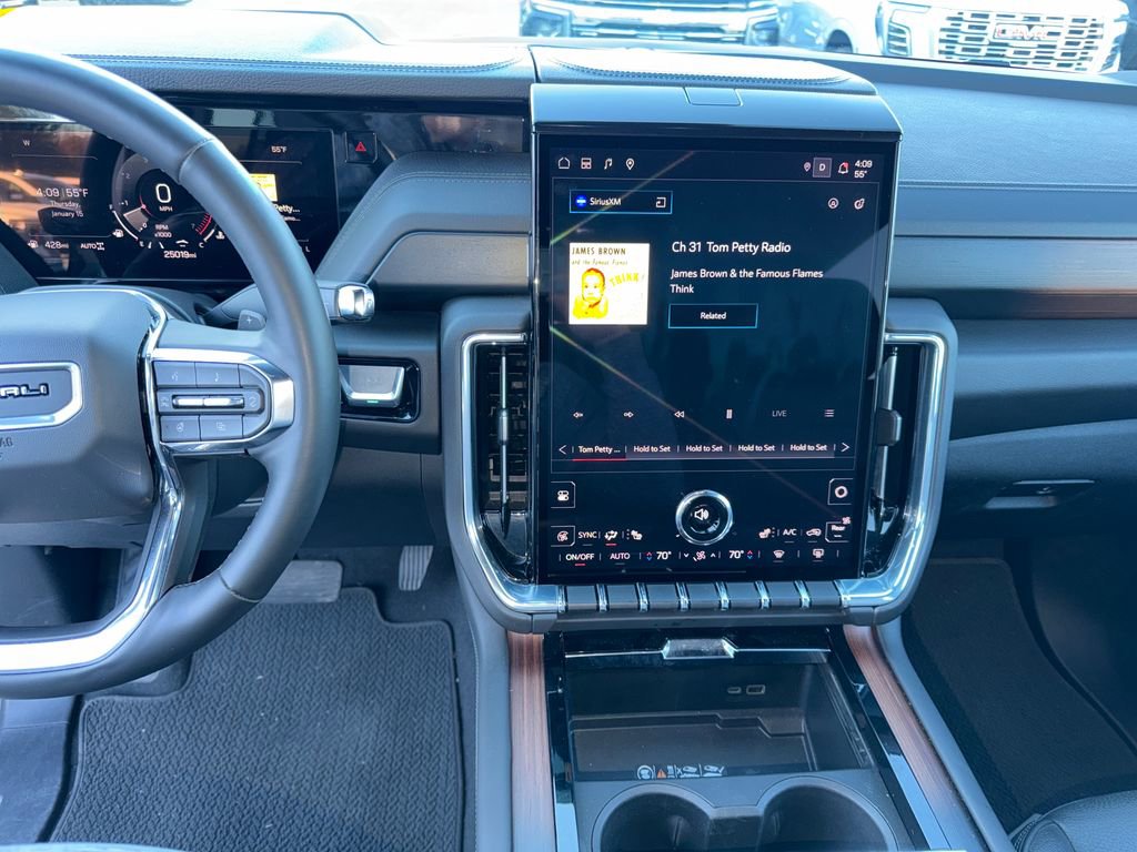 Certified 2025 GMC Yukon XL Denali image 20