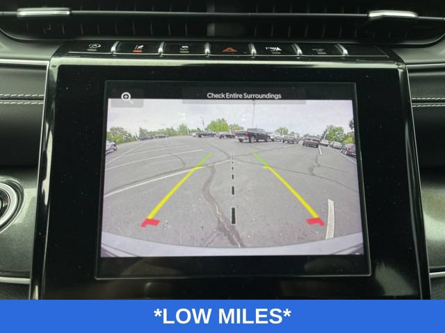 Used 2022 Jeep Grand Cherokee Altitude AWD/4WD image 15