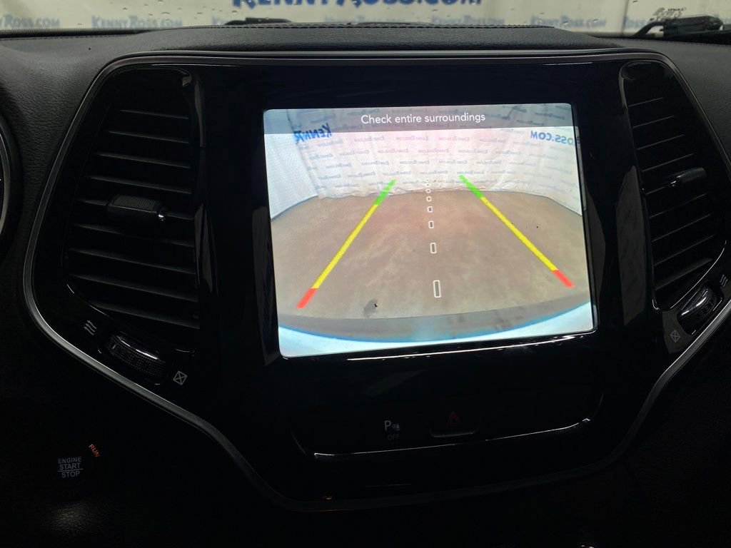 Used 2019 Jeep Cherokee Limited image 33