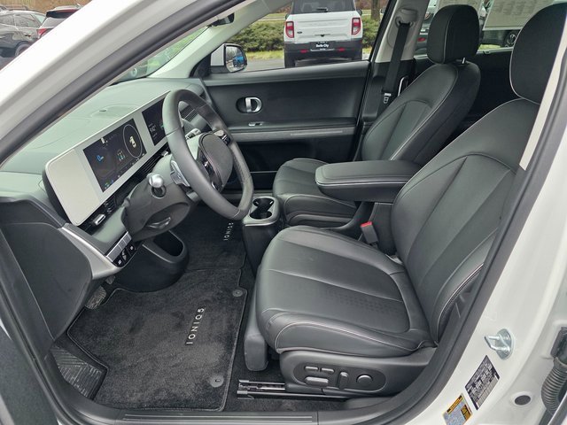Used 2024 Hyundai Ioniq 5 Limited image 16