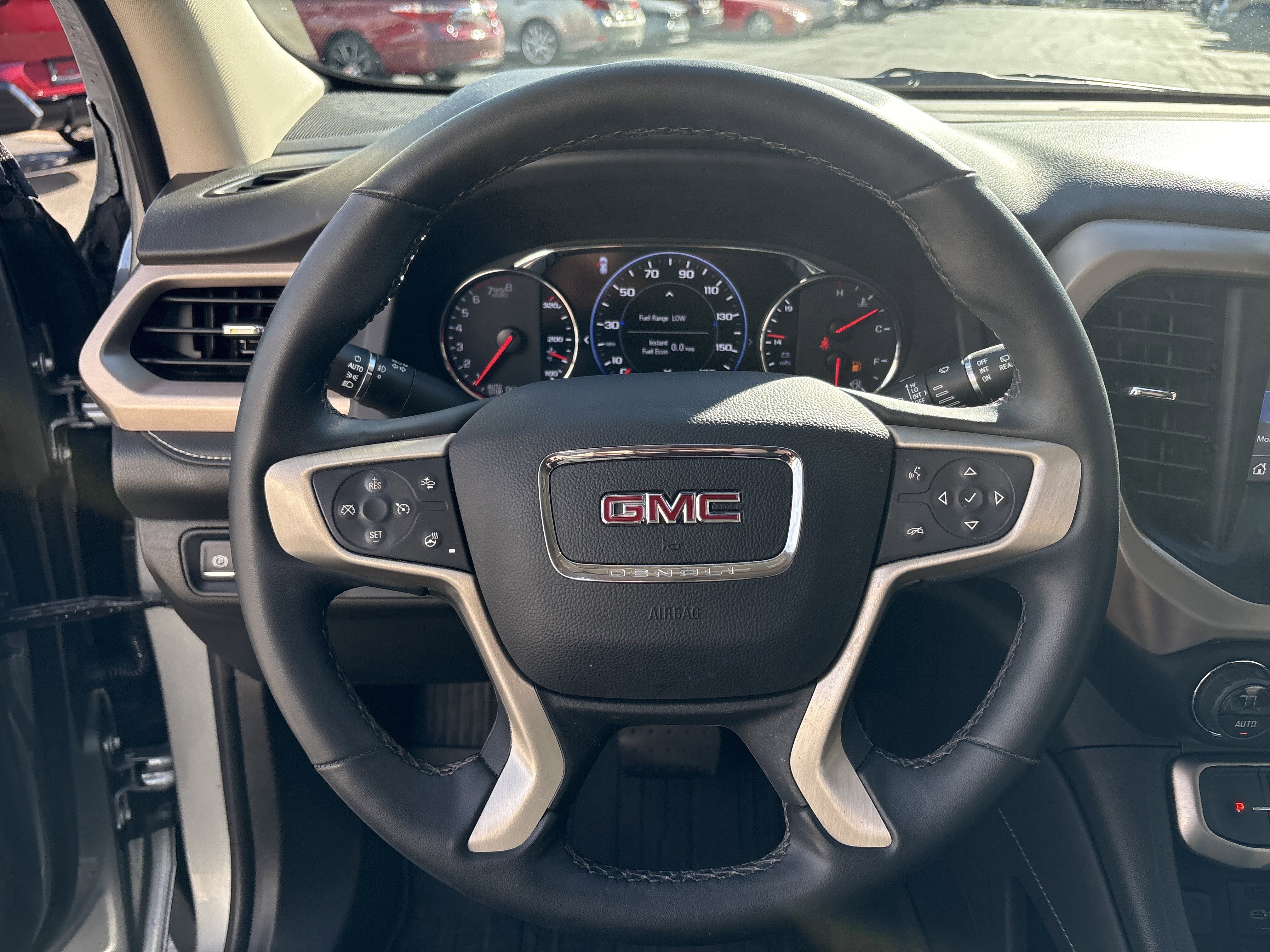 Used 2023 GMC Acadia Denali w/ Denali Technology Package image 18