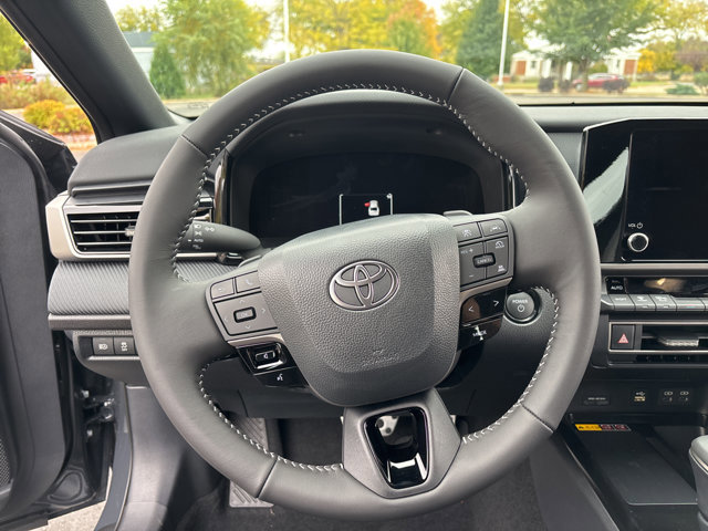 New 2026 Toyota Camry SE image 18