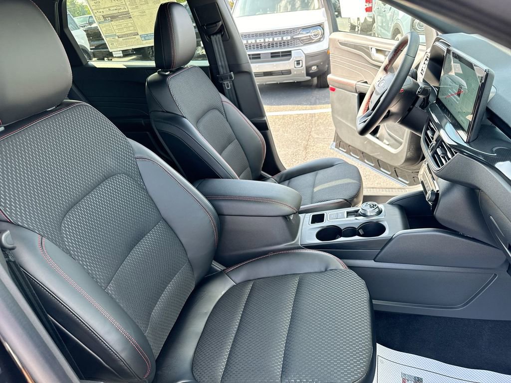 New 2026 Ford Escape ST-Line w/ Tech Pack #1 image 22