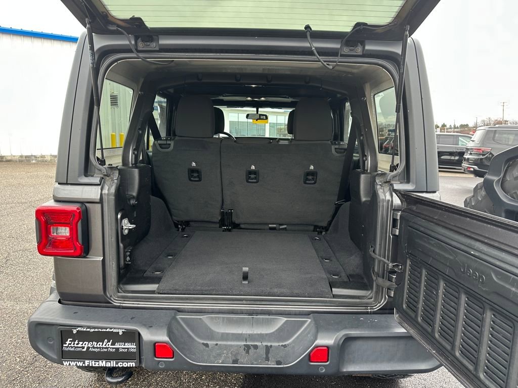 Used 2020 Jeep Wrangler Unlimited Willys image 13