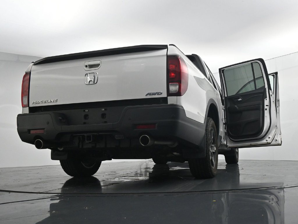 Used 2023 Honda Ridgeline Black Edition image 47