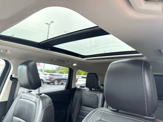 Used 2018 Ford Escape SEL w/ Ford Safe & Smart Package FWD image 23