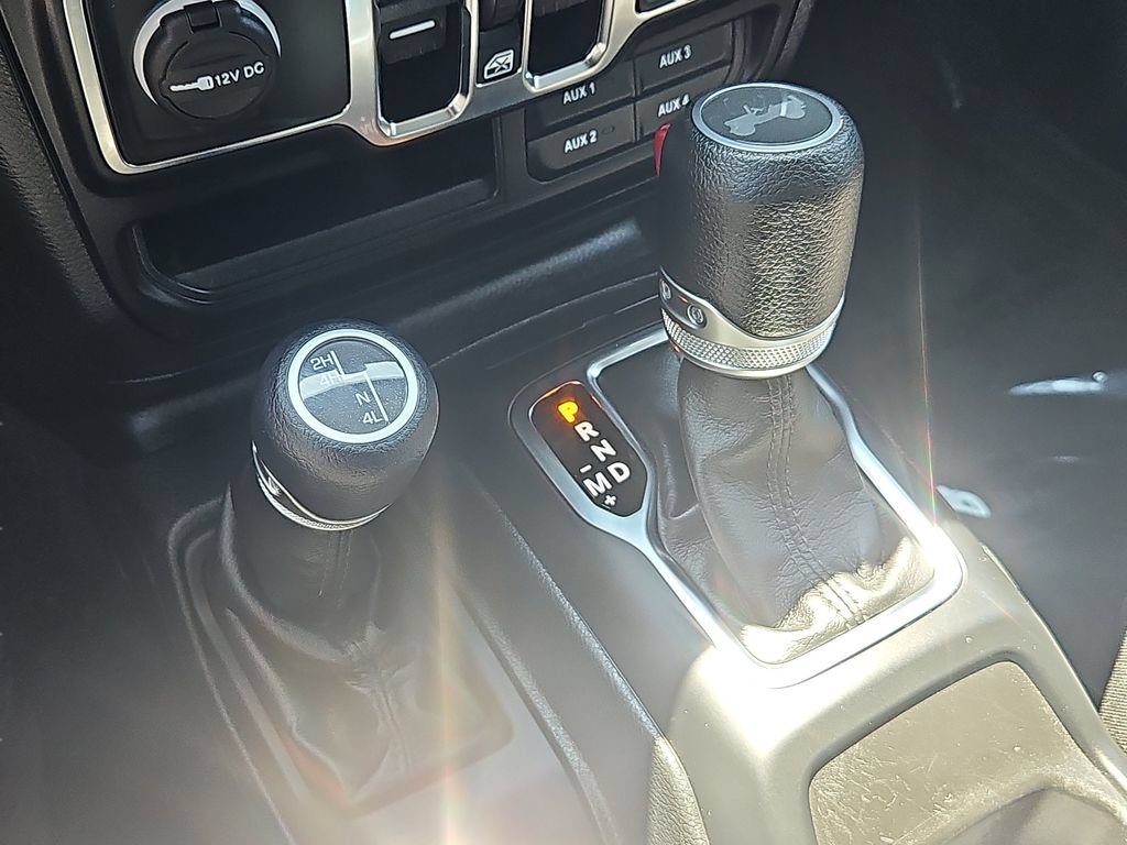 Used 2022 Jeep Wrangler Unlimited Sport AWD/4WD image 18
