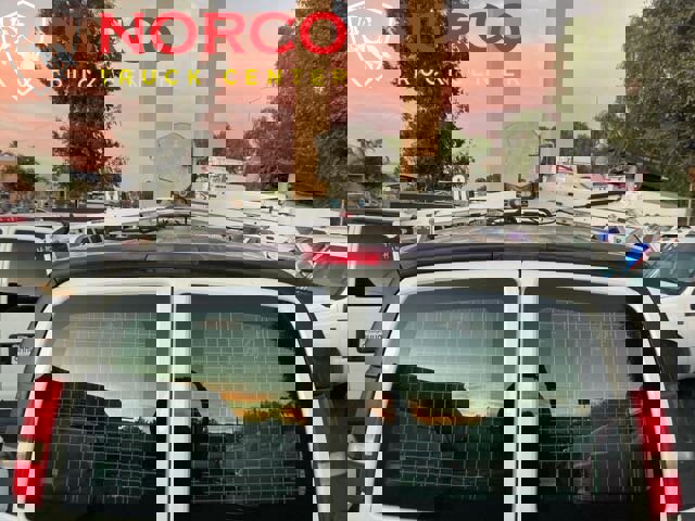 Used 2014 Chevrolet Express 2500 image 9