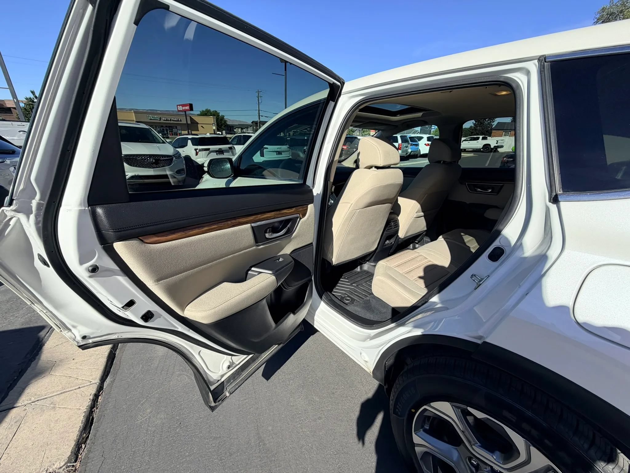 Used 2018 Honda CR-V EX image 21