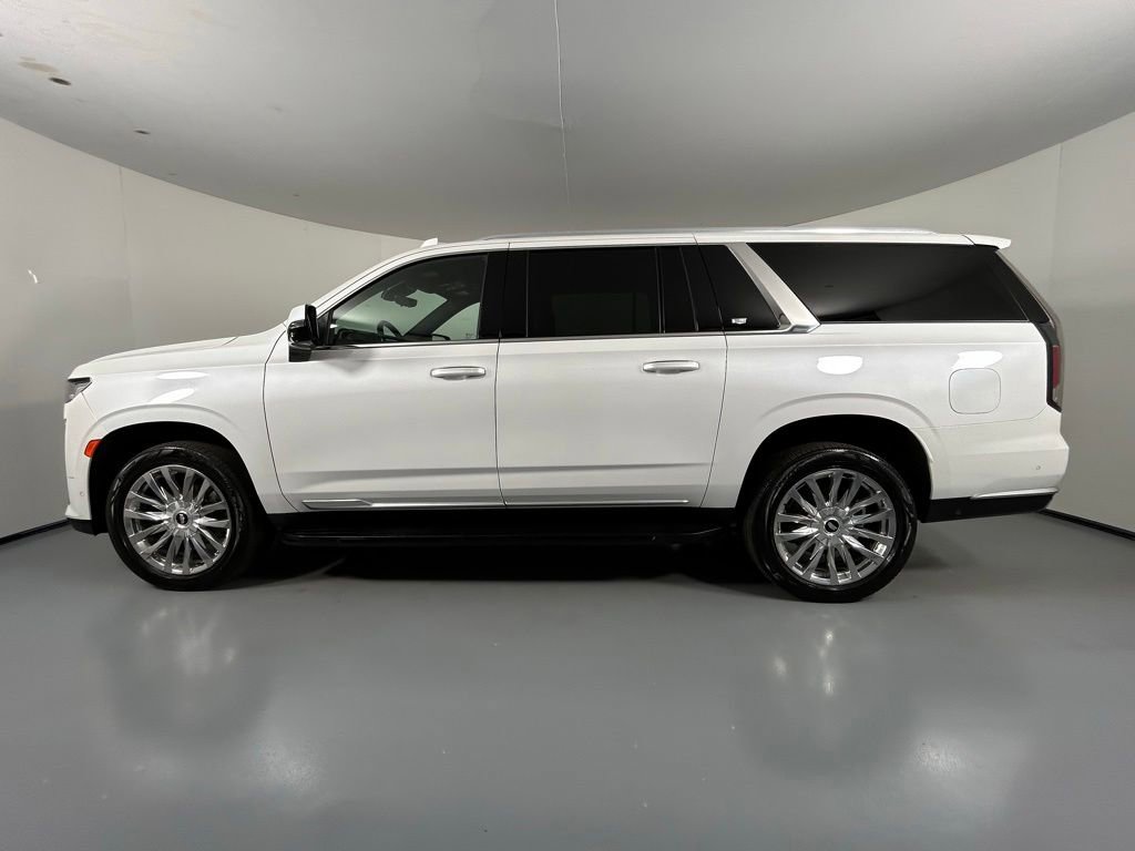 Used 2021 Cadillac Escalade ESV Premium Luxury AWD/4WD image 4