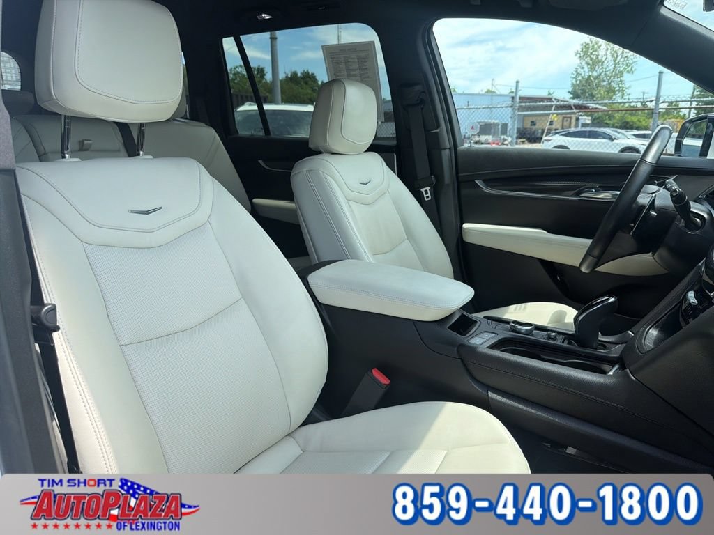 Used 2024 Cadillac XT6 Sport w/ Technology Package AWD/4WD image 30