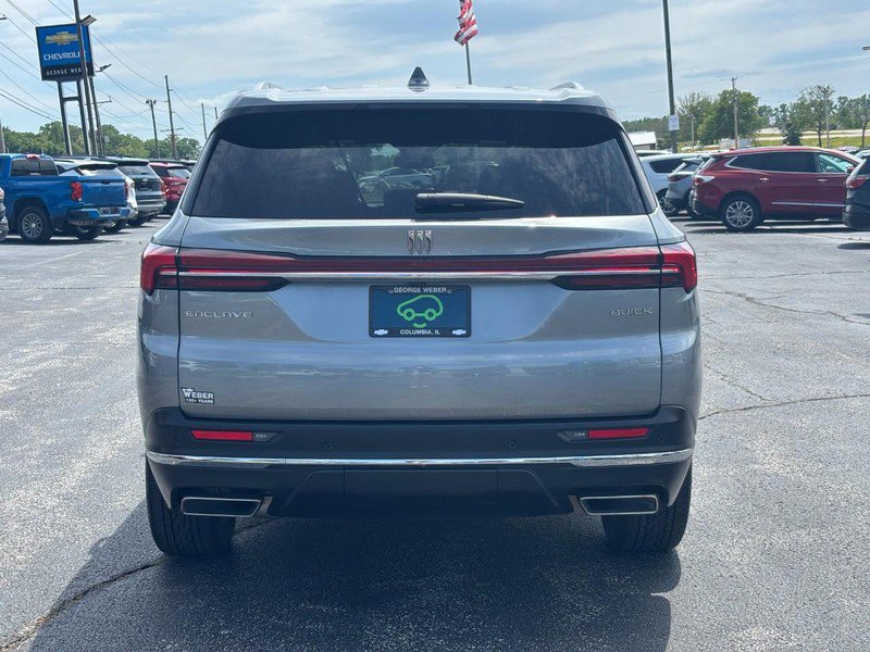 Certified 2025 Buick Enclave Preferred FWD image 4