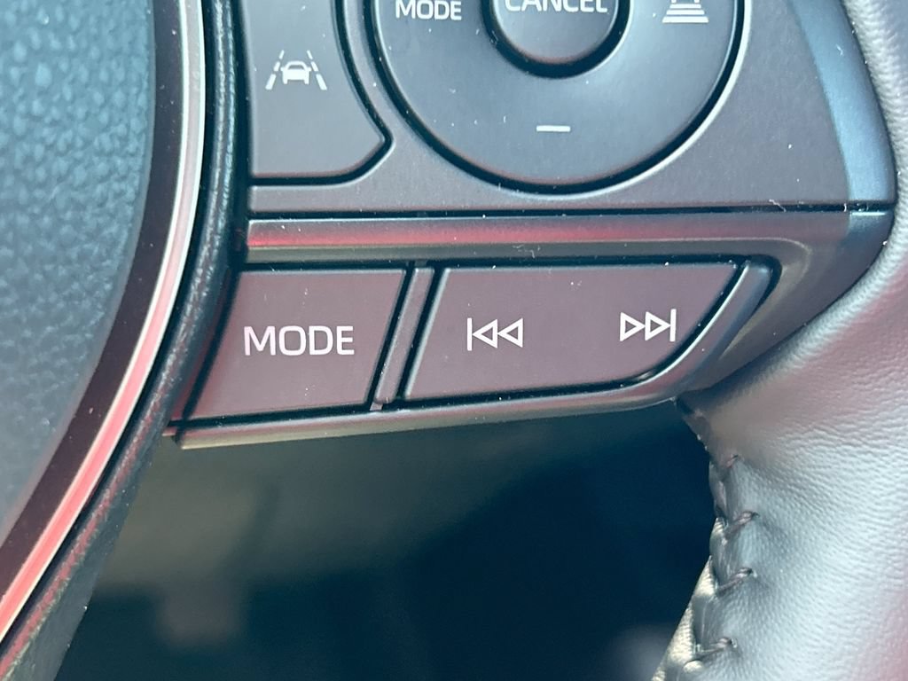 Used 2026 Toyota Corolla XSE FWD image 17