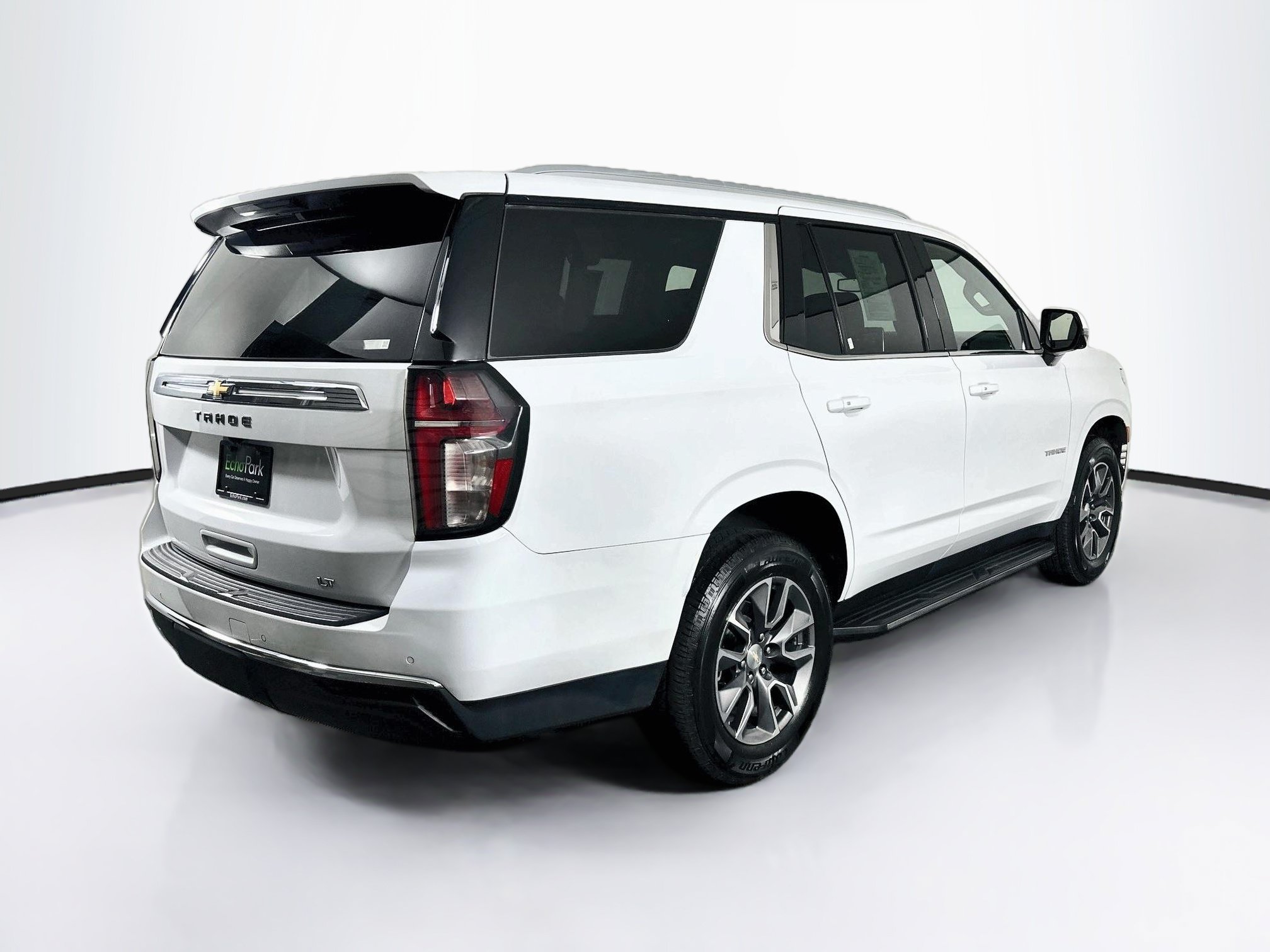 Used 2023 Chevrolet Tahoe LT w/ Luxury Package RWD image 9