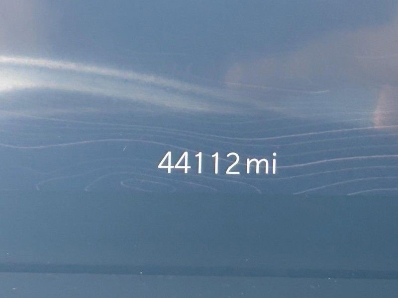 Used 2023 Jeep Grand Cherokee Limited w/ Luxury Tech Group II image 22