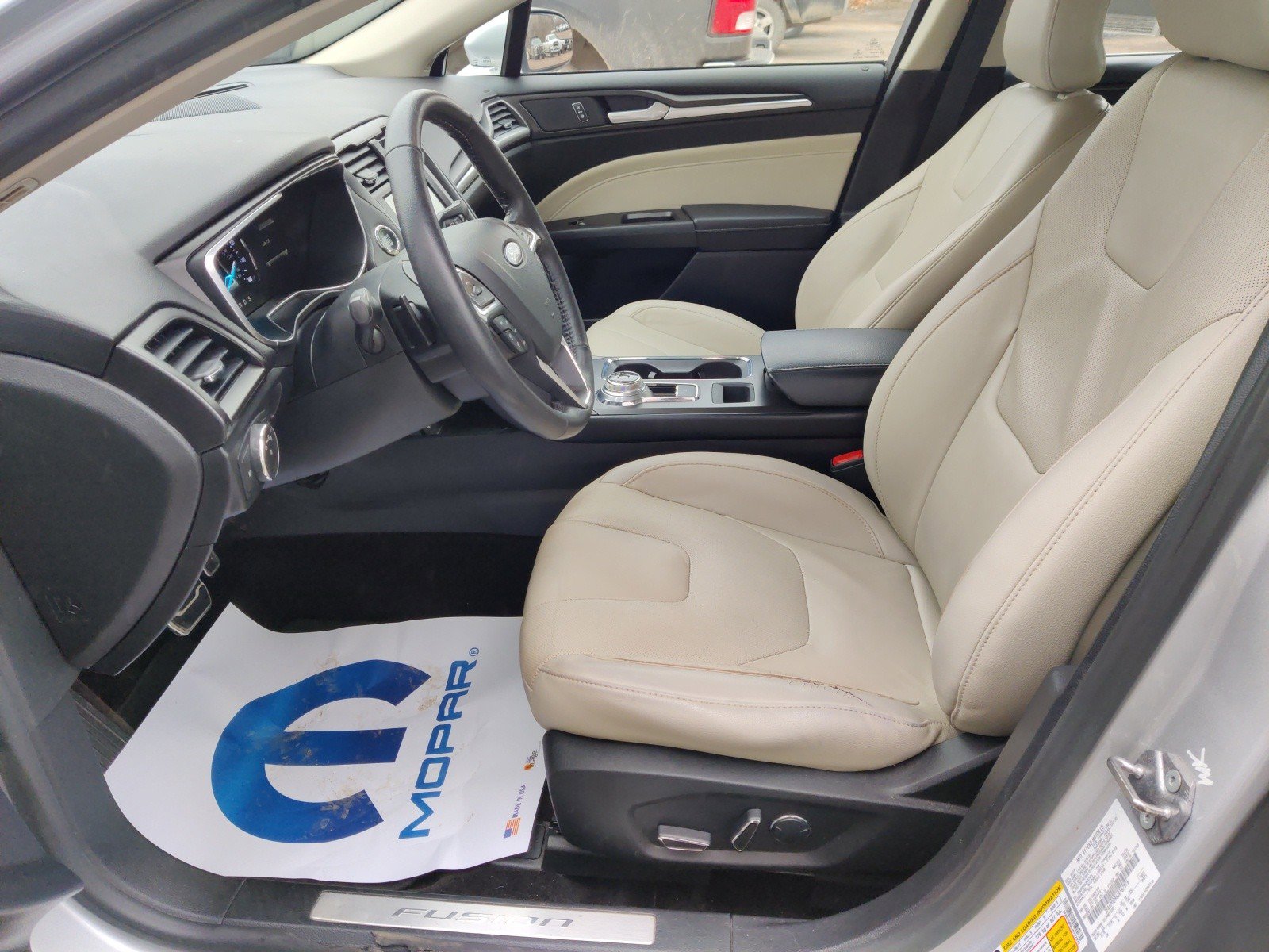 Used 2018 Ford Fusion Titanium image 18