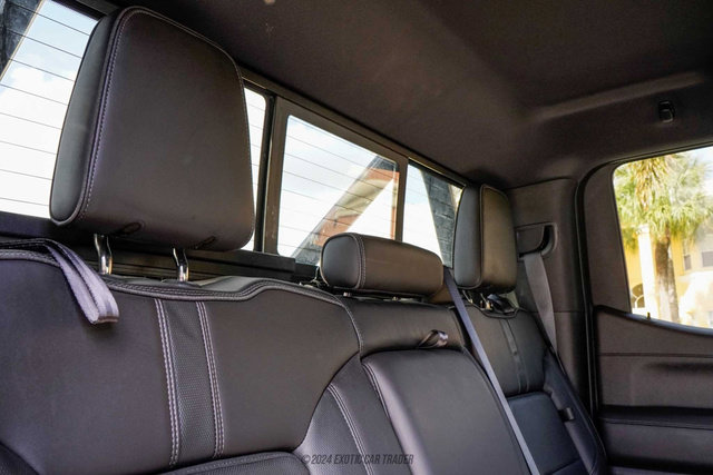 Used 2019 Chevrolet Silverado 1500 High Country w/ Technology Package AWD/4WD image 45