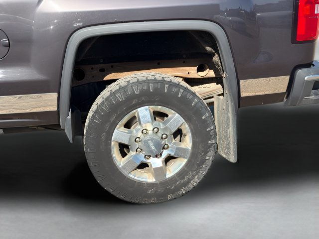 Used 2015 GMC Sierra 2500 SLE w/ All-Terrain HD Package AWD/4WD image 10
