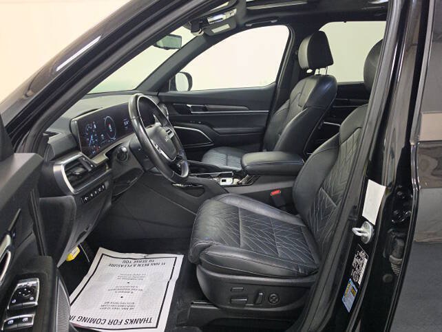 Used 2023 Kia Telluride SX X-Line AWD/4WD image 7