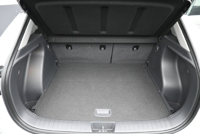 Used 2025 Hyundai Kona SEL AWD/4WD image 6
