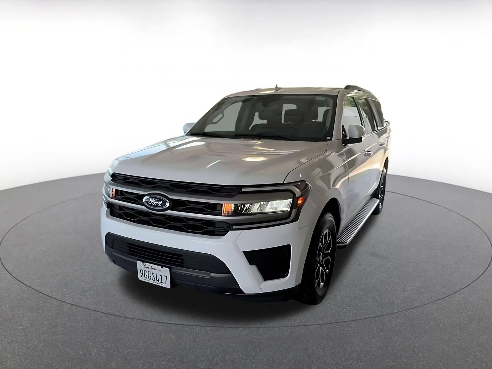 Used 2023 Ford Expedition XLT RWD image 6