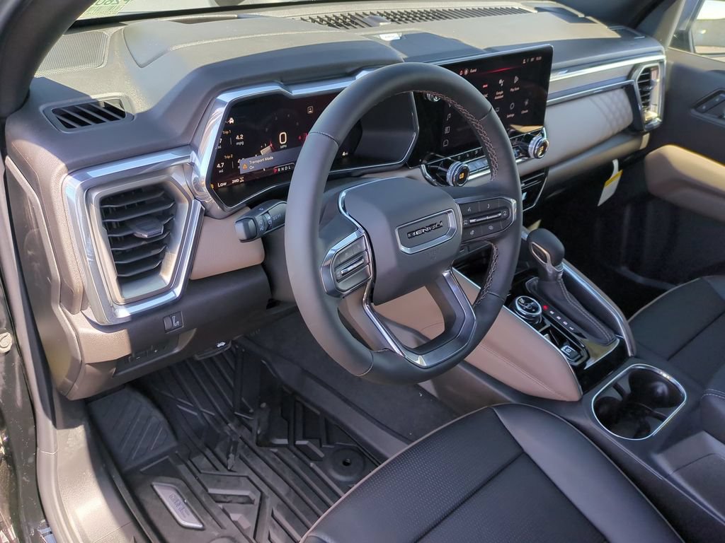 New 2026 GMC Canyon Denali w/ LPO, Denali Black Edition AWD/4WD image 11