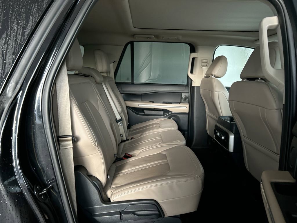 Used 2024 Ford Expedition Max Limited image 40