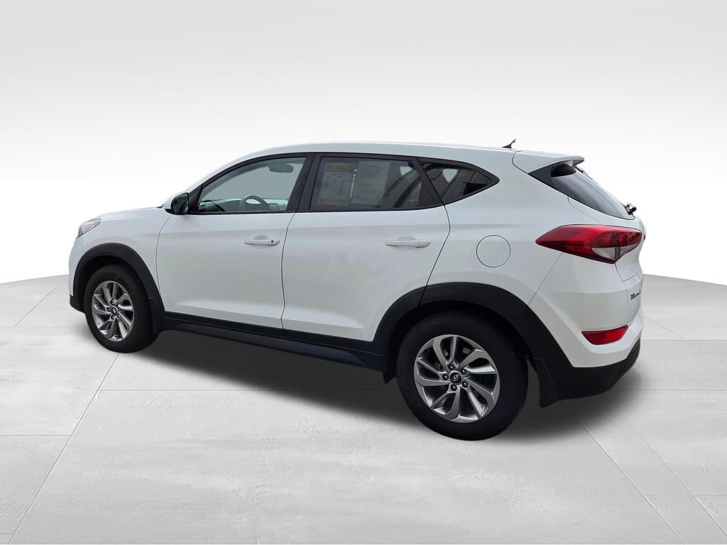 Used 2018 Hyundai Tucson SE image 3